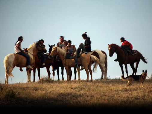 Aaron Huey:米国先住民の捕虜収容所