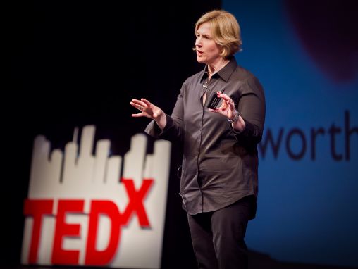Click to play Brene Brown: A sebezhetőség ereje