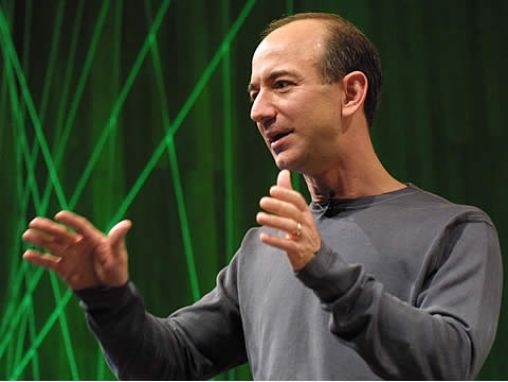 Click to play Jeff Bezos sur les prochaines innovations du web.