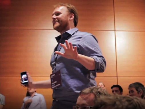 Click to play Improv Everywhere: Gotta share!