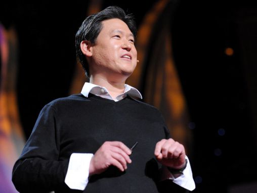 Click to play Dennis Hong: un auto para conductores ciegos