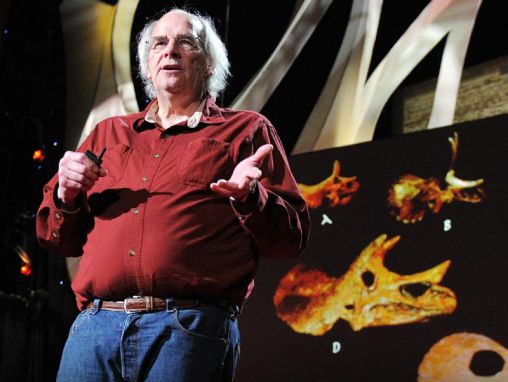 Click to play Jack Horner: crear un dinosaurio a partir de un pollo