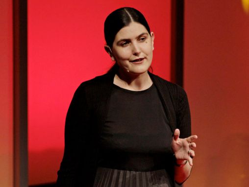 Click to play Honor Harger: una historia del Universo en sonidos