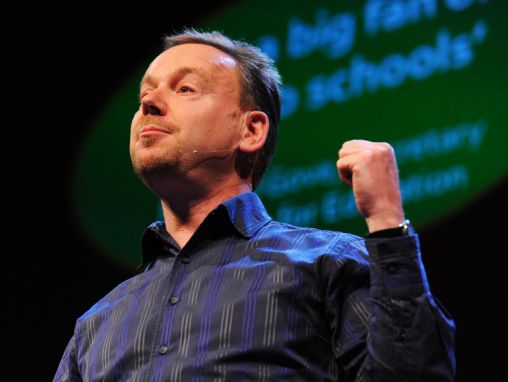 Click to play Geoff Mulgan: una breve presentación de las Escuelas Studio.