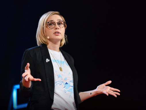 Chera Kowalski: El rol fundamental de los bibliotecarios en la crisis de los opiodes