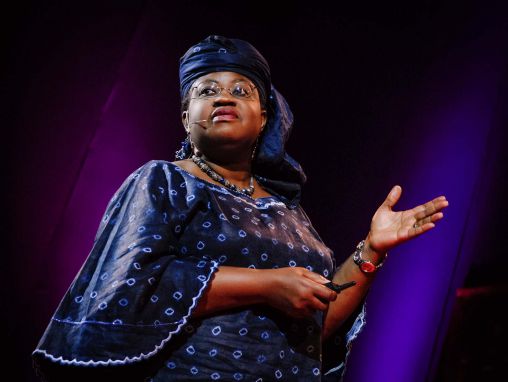 Click to play Ngozi Okonjo-Iweala parle de l'aide par opposition aux échanges commerciaux