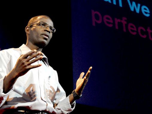 Click to play Patrick Awuah sur l'éducation des leaders