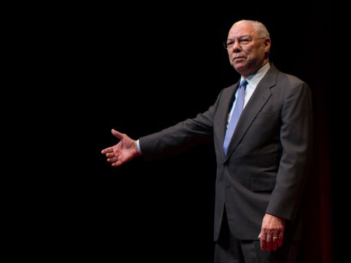 Click to play Colin Powell: Unger har brug for struktur