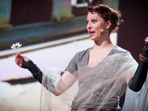 Click to play Amanda Palmer: Umetnost traženja
