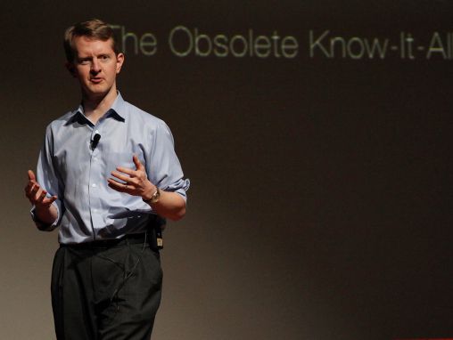 Click to play Ken Jennings: "Watson, Riziko! ve ben", modası geçmiş "herşeyi bilen" adam...