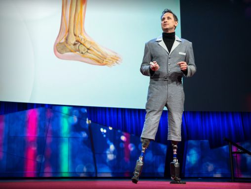 Hugh Herr: Come diventeremo cyborg e svilupperemo le potenzialità degli esseri umani