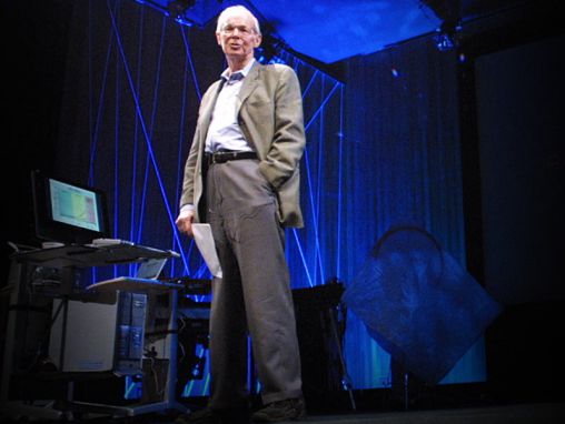 ポール・マクレディー：陽を浴びて舞う翼