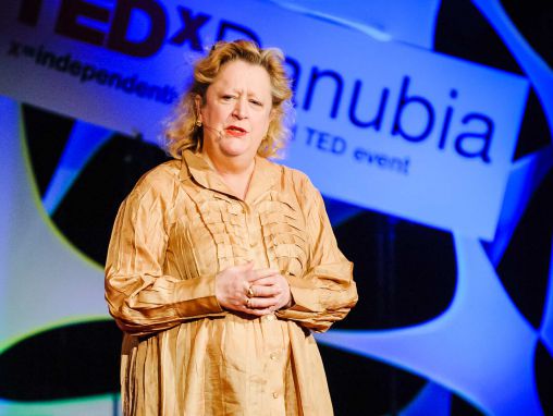 Click to play Margaret Heffernan: İstemli körlüğün tehlikeleri