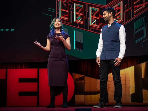 Kashmir Hill e Surya Mattu: Che cosa i vostri apparecchi intelligenti sanno (e condividono) su di voi