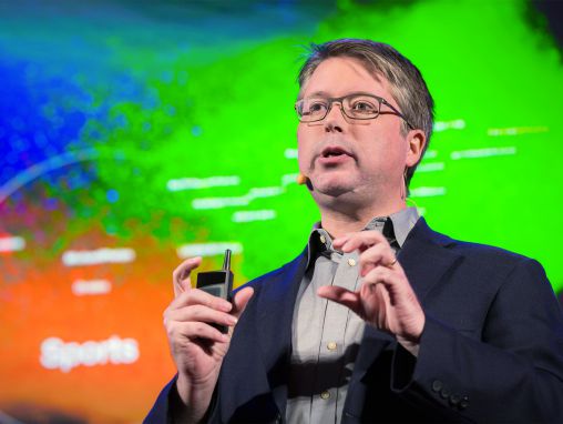 Click to play Dejv Troj (Dave Troy): Društvene mape koje otkrivaju tačke presecanja i odvajanja jednog grada