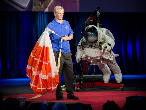 Alan Eustace: Stratosfer'den atladım. İşte bu da nasıl yaptığım.