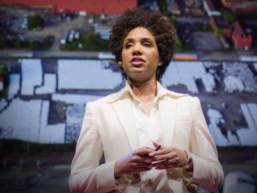 LaToya Ruby Frazier: Endüstriyel Amerika'da eşitsizliğin görsel bir tarihi