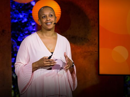 Click to play تريسي كيسي: كيف يمكن للشرطة وعامة الناس معًا تهيئة أحياء جوار أكثر أمنًا