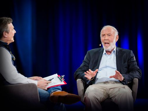 Click to play Jim Simons: Una rara entrevista con el matemático que descifró Wall Street