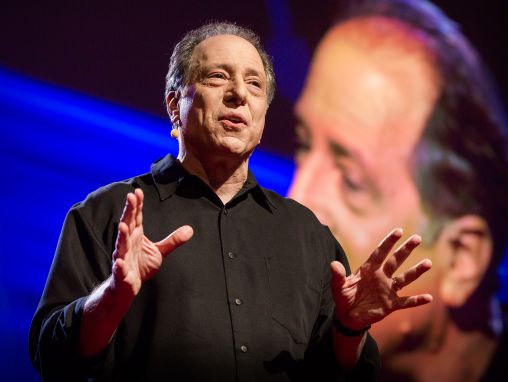Click to play Michael Kimmel: ¿Por qué la igualdad de género es buena para todos, incluso para los hombres?