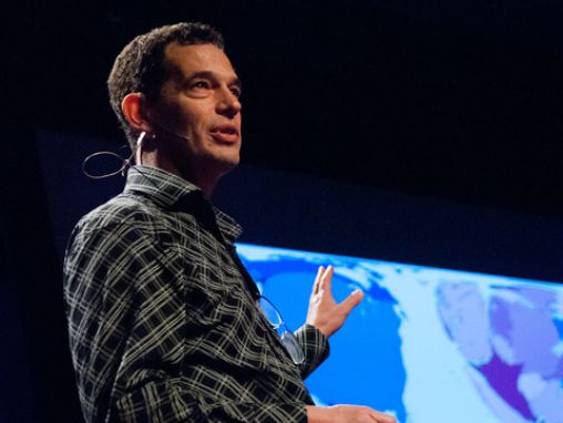 Click to play Neil Turok prononce son vœu TED Prize