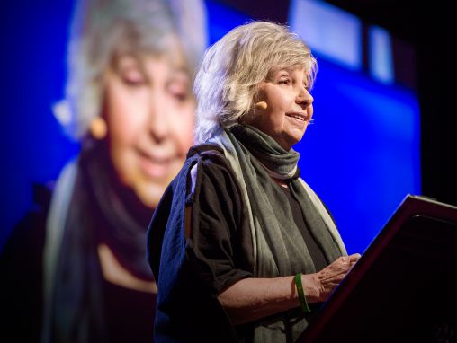 Click to play Robin Morgan: Cuatro poemas poderosos sobre el Parkinson y el envejecimiento
