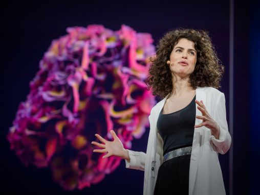 Neri Oxman: Il design all'intersezione tra tecnologia e biologia
