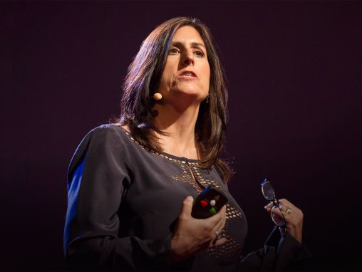 Click to play Nonny de la Peña: Il futuro del giornalismo? Realtà virtuale