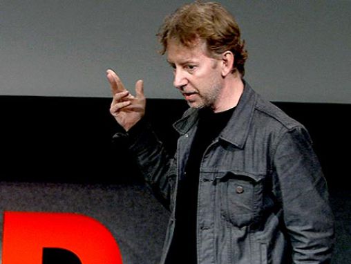 ヤコブ・トロールバックが音楽ビデオを再思考する