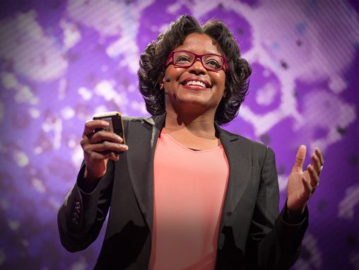 Click to play Lisa Dyson: Una tecnología olvidada de la era espacial puede cambiar la manera de cultivar la tierra