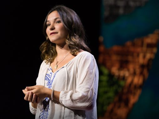 Ione Wells: Cómo hablamos del abuso sexual en línea