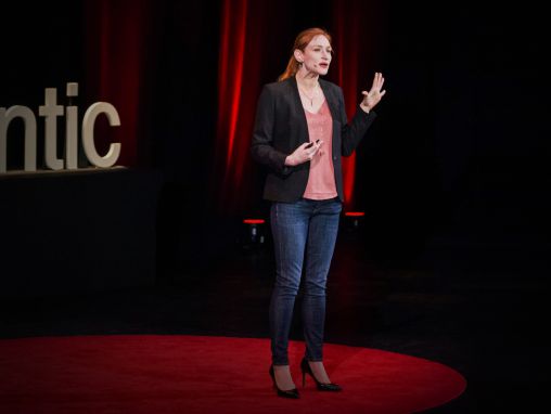 Click to play Rachel Wurzman: Cómo el aislamiento estimula la adicción a los opioides