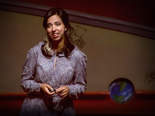 Click to play Sofia Jawed-Wessel: As mentiras que contamos às mulheres grávidas