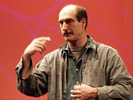 아서 갠슨, 움직이는 조각을 만들다