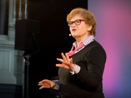 Deborah Lipstadt: Por trás da negação do holocausto