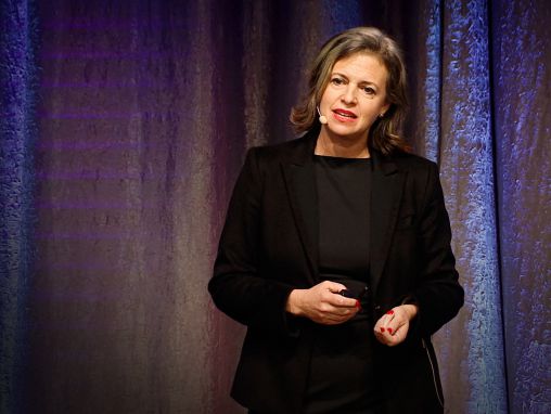 ジェニファー・グラニック: アメリカ政府が抗議活動をする人々を監視する方法 ― そう あなたも監視されている