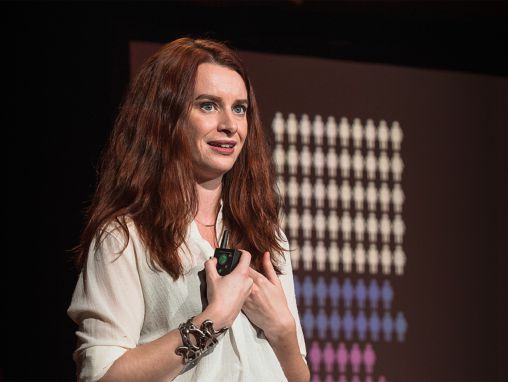 Click to play Naomi McDougall Jones: Cómo es ser una mujer en Hollywood