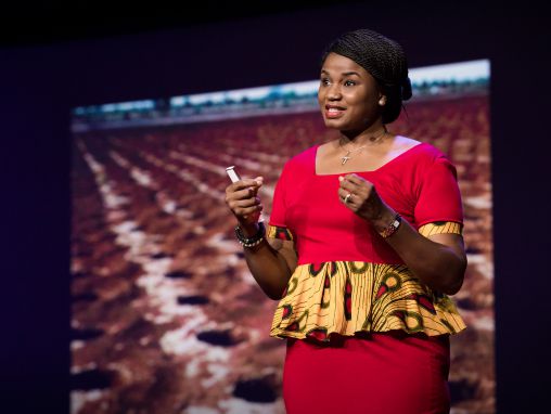 Click to play Chika Ezeanya-Esiobu: Cómo puede África progresar gracias a sus conocimientos tradicionales