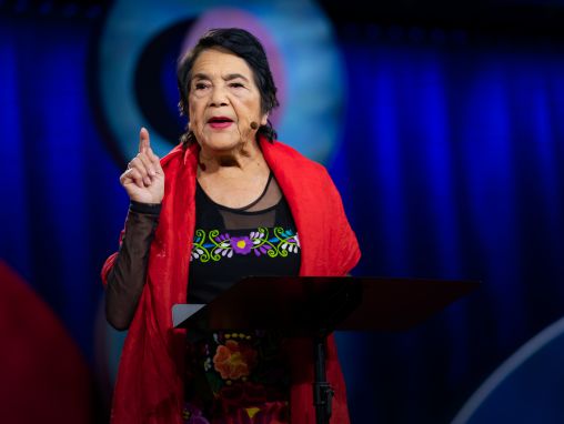 Click to play دولوريس هويرتا: كيف تتغلب على حالة اللامبالاة وتجد قوتك