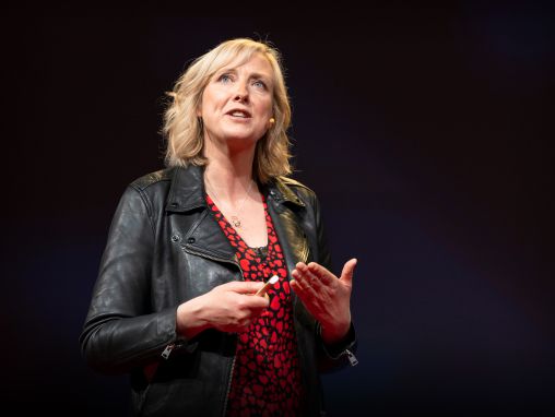 Click to play Kerol Kadvaladr (Carole Cadwalladr): Uloga Fejsbuka u Breksitu - i pretnja za demokratiju