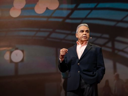Click to play Kishore Mahbubani: Cómo Occidente puede adaptarse al crecimiento de Asia
