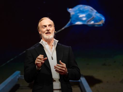 Victor Vescovo: Okyanusun dibinde ne var ve oraya nasıl gideriz