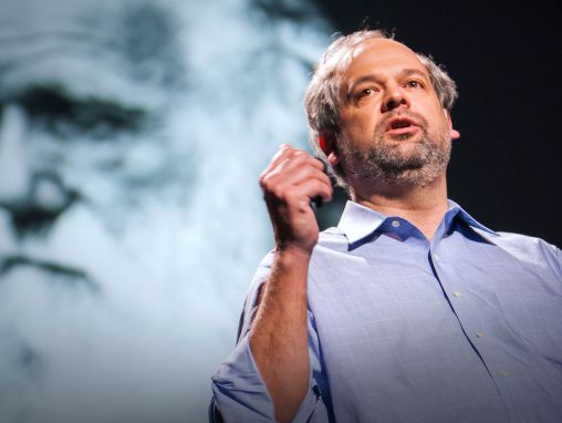 Click to play Juan Enriquez nous présente des perspectives scientifiques ahurissantes
