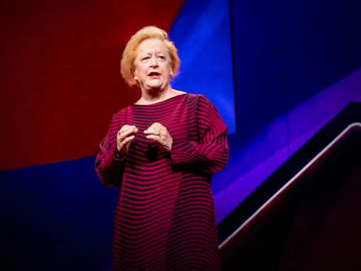 Click to play Margaret Heffernan: Les compétences humaines pour survivre dans un monde imprévisible