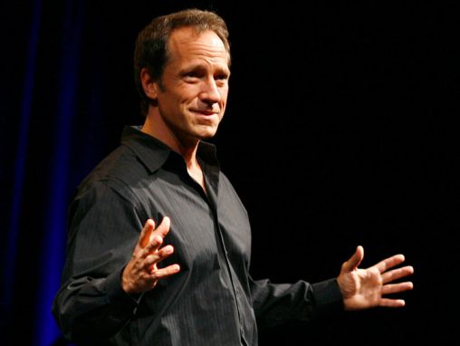Click to play Mike Rowe fait l'apologie du travail, quel qu'il soit.