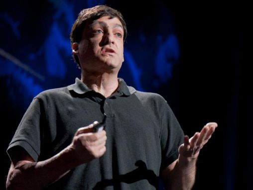 Click to play Dan Ariely: Les failles dans notre code moral