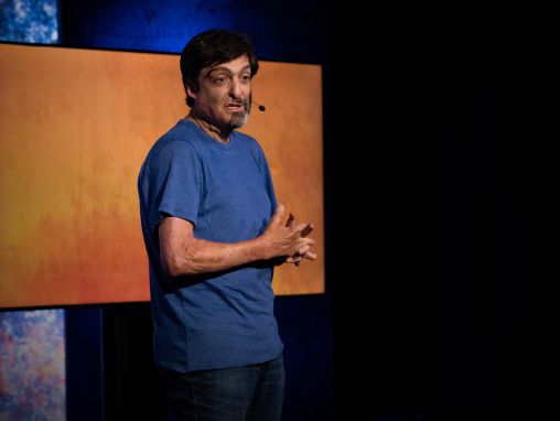Click to play Dan Ariely: Cómo cambiar tu comportamiento para mejor