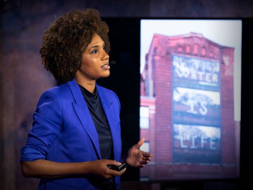 拉托娅·鲁比·弗雷泽: 密歇根弗林特水资源危机的创造性解决方案