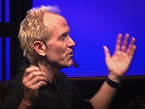 Click to play Richard St. John: "Le succès est une quête ininterrompue"