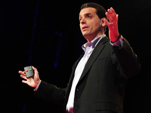 Click to play Dan Pink sur la surprenante science de la motivation